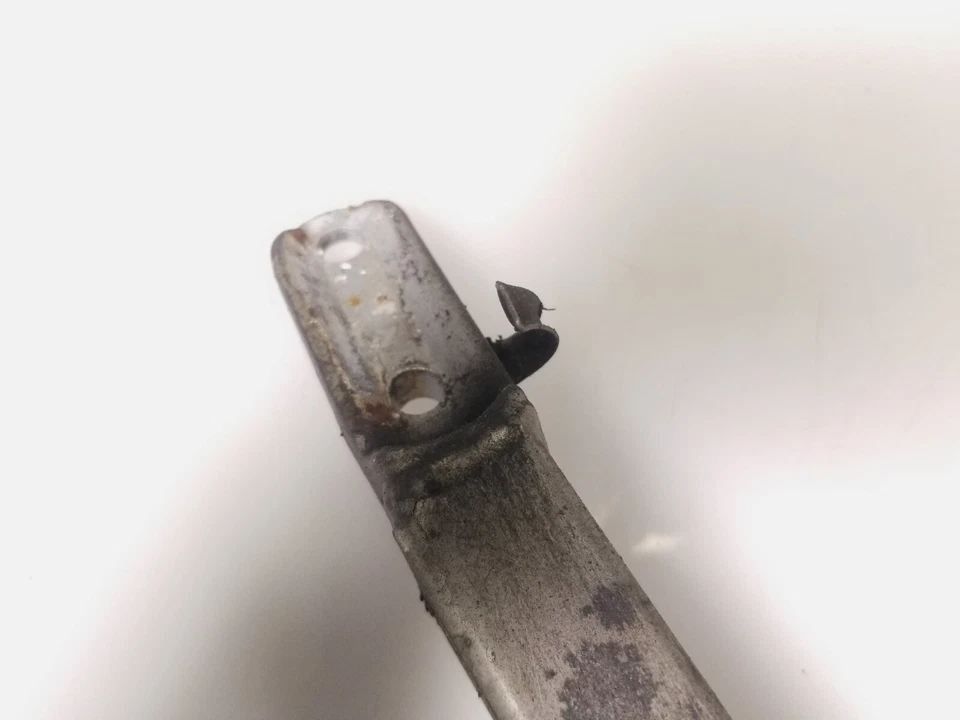 Yamaha FJ1100 1985 85 cuadro inferior izquierdo y derecho soportes de montaje del motor Foto 4 de 4