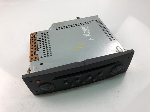 RENAULT MEGANE II BM0/1, CM0/1 Musik-Player ohne GPS 8200256141C 2003 15226711