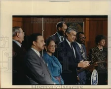 1995 Press Photo New Orleans Mayor Sidney Barthelemy Gives Speech