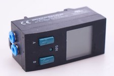 Festo SDE1-D10-G2-HQ4-C-PU-M8 529956 Pressure Sensor 0...10bar, 15...30VDC