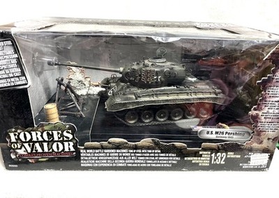 M2A2 forces of valor 戦車 1/32 FORCES OF VALOR 1/32 US M26 Pershing Germany 1945 Tank w/Official