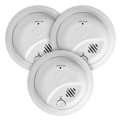 BRK First Alert SMI100, Battery-Operated Smoke Alarm, 3-Pack 3-Pack, White