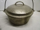 Wagner Ware Sidney O #8 1268 Hammered Finish Dutch Oven and Trivet/Matching Lid