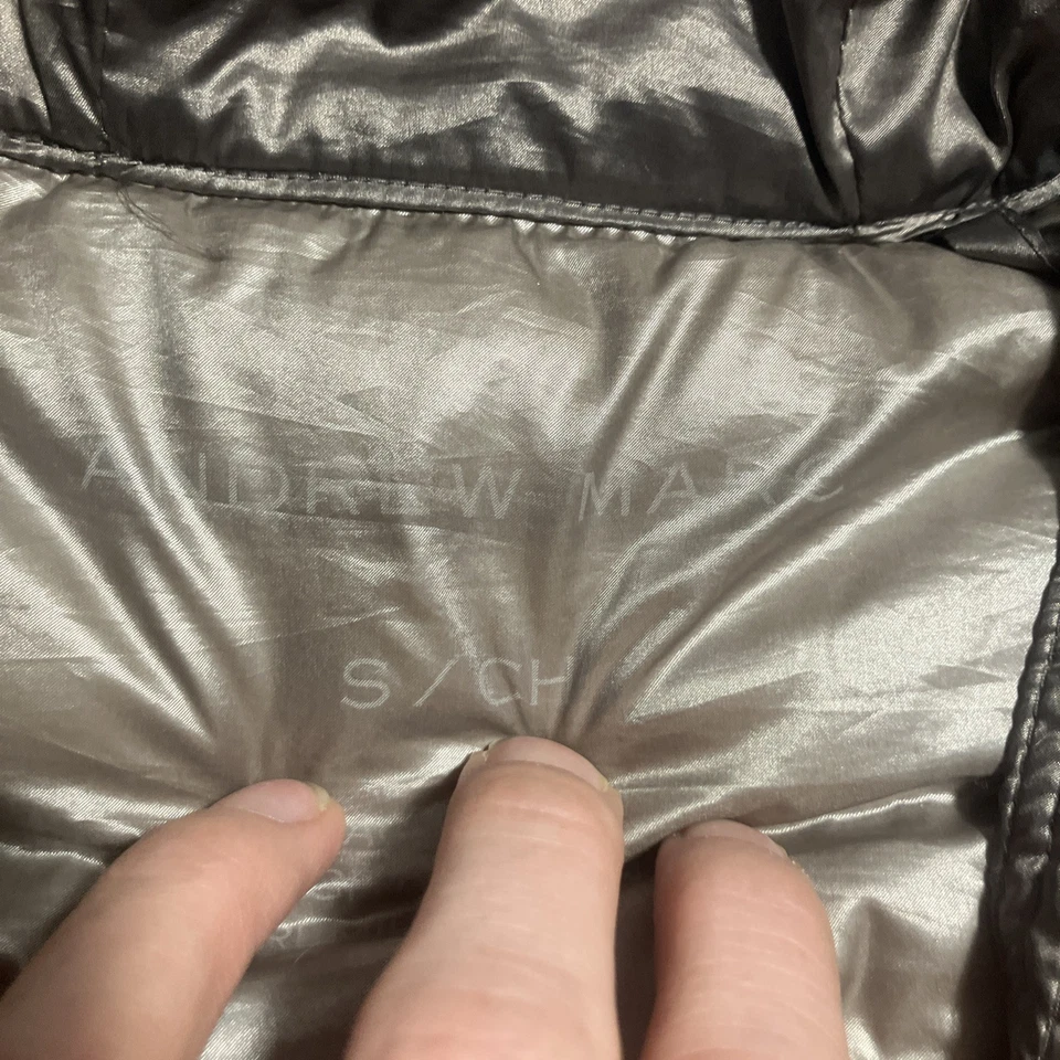 Chaqueta acolchada Andrew Marc Premium acolchada gris con capucha cremallera completa S Foto 3 de 4