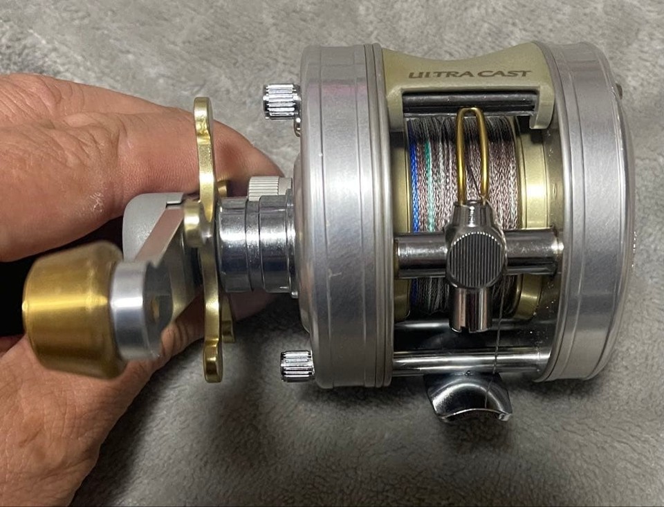 abu-garcia-ambassadeur-ultra-cast-console-ebay
