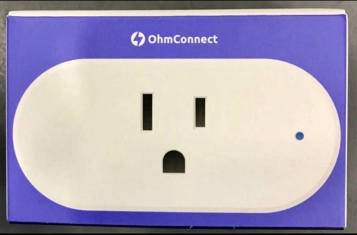 Smart Wi-Fi Plug Outlet with Monitoring