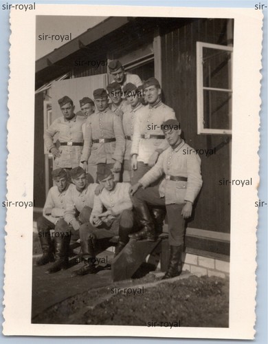 RAD Arbeitsmänner im Lager - Viersen ? - WK2 Foto 7x9cm