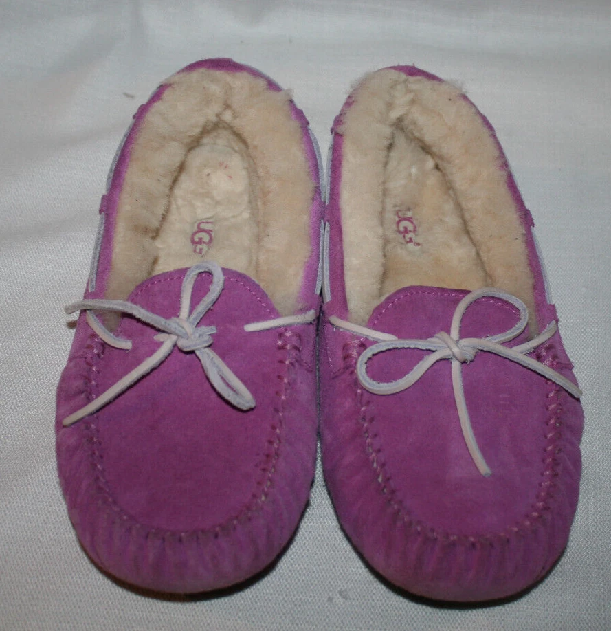 UGG AUSTRALIA MOCCASINS SLIPPERS WOMEN