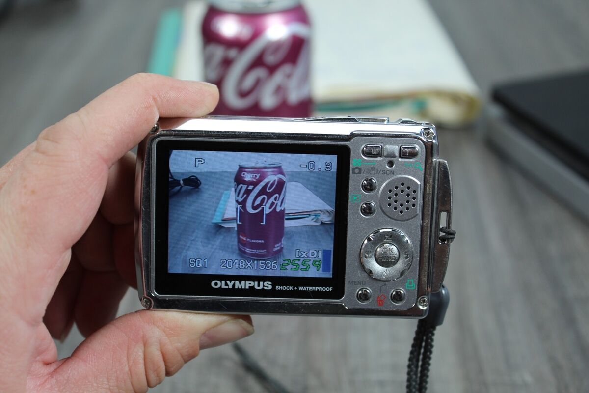 Olympus Stylus 720 SW 7.1MP Digital Camera Silver Working No Olympus Stylus 720 SW 7.1MP Digital Camera Silver Working No