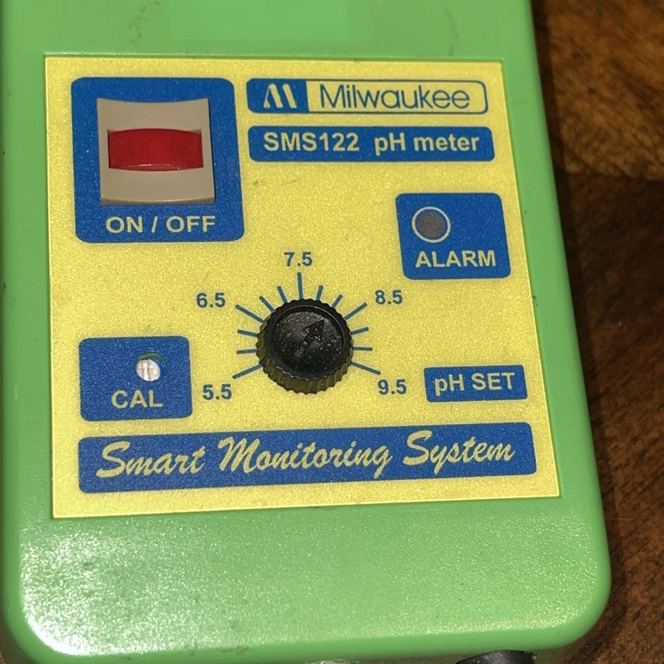 Milwaukee Instruments MC122 PH Controller w/ PH Smart monitoring system - Image 3 of 4