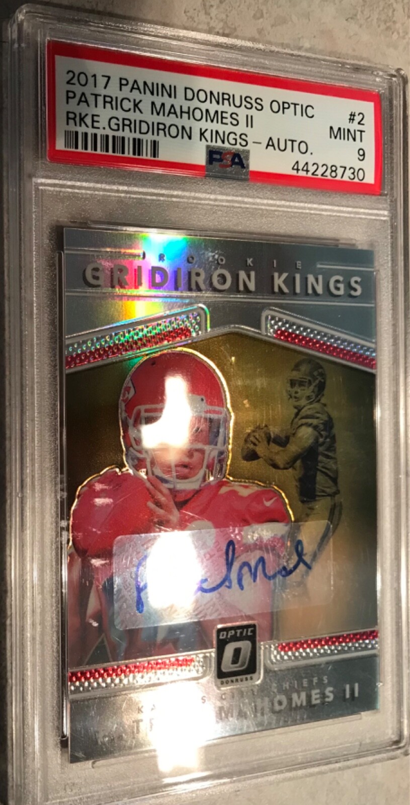 2017 Donruss Optic Patrick Mahomes Auto #06/10 Rookie Gridiron Kings RC #2 PSA 9 view 4