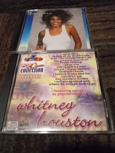 2 WHITNEY HOUSTON CDS ACCEPTABLE AND GOOD