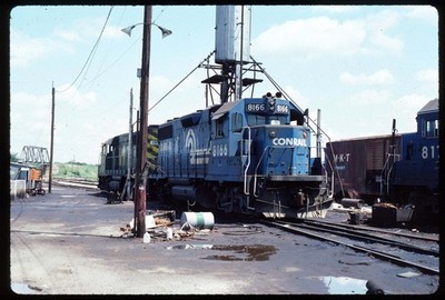 Original Schienenschlitten - CR Conrail 8166 + MKT 199 Fort Worth TX 6.2.1981