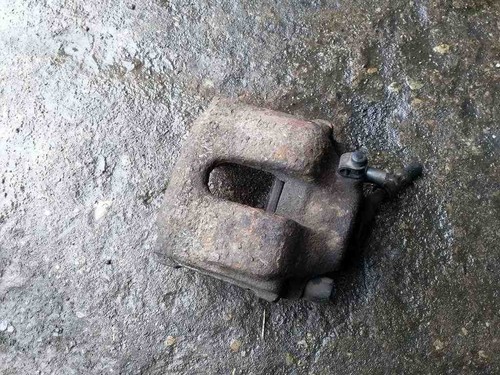 BMW 3 Touring E46 Bremssattel vorne links 2.00 Diesel 2000 32525118