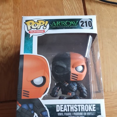 POP! TELEVISION- ARROW- DEATHSTROKE- VINYL FIGURE- NUMBER 210