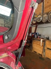 Verin de hayon / de capot Ford P 100