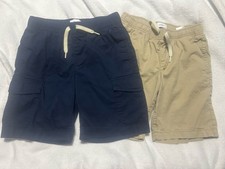 2 Pairs Of Old Navy Boys Size Medium Shorts