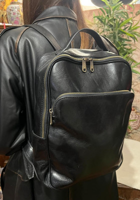 Unisex Rucksack Echtleder gegerbt Farbe schwarz