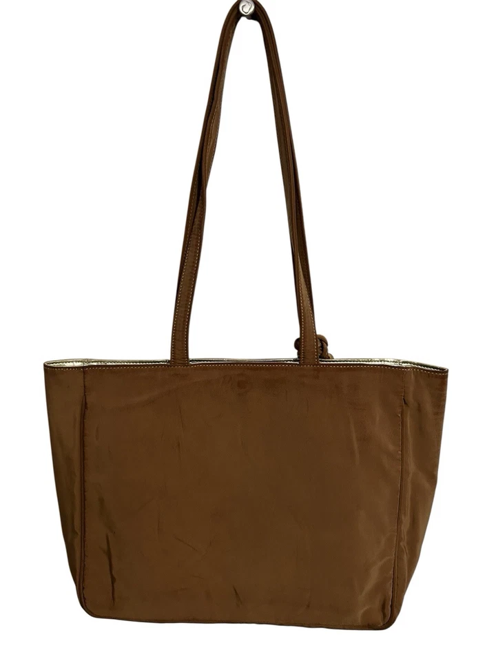 Bolso de Mano y Bolso Carolina Herrera Tostado Oscuro Dije Foto 2 de 4