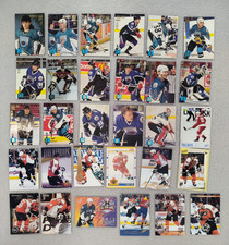 1990s NHL 30-card lot Lindros RC Brodeur  Bure Gretzky Roenick Kariya QQ1270