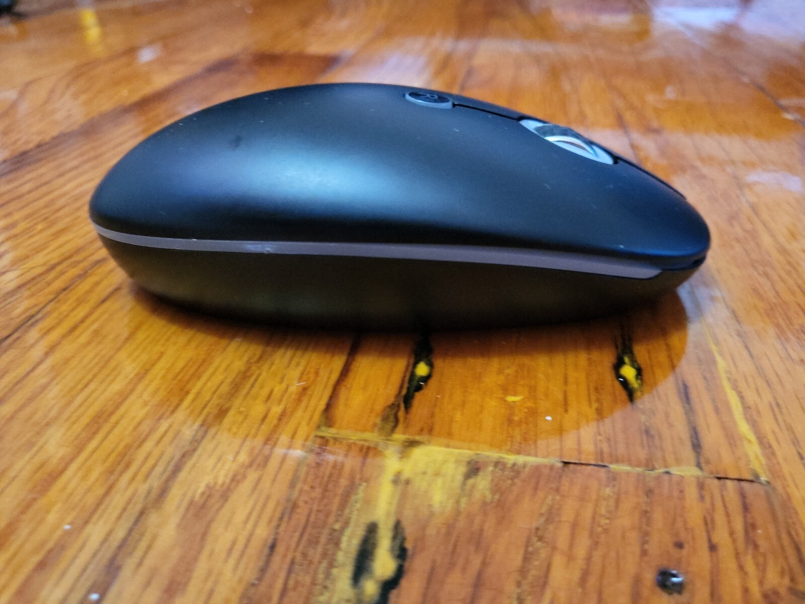 Rii Wireless Mouse Lighting Model RM300 USB5v 300mA Wireless Mouse