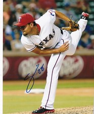 JOAKIM SORIA  TEXAS RANGERS  ACTION SIGNED 8x10
