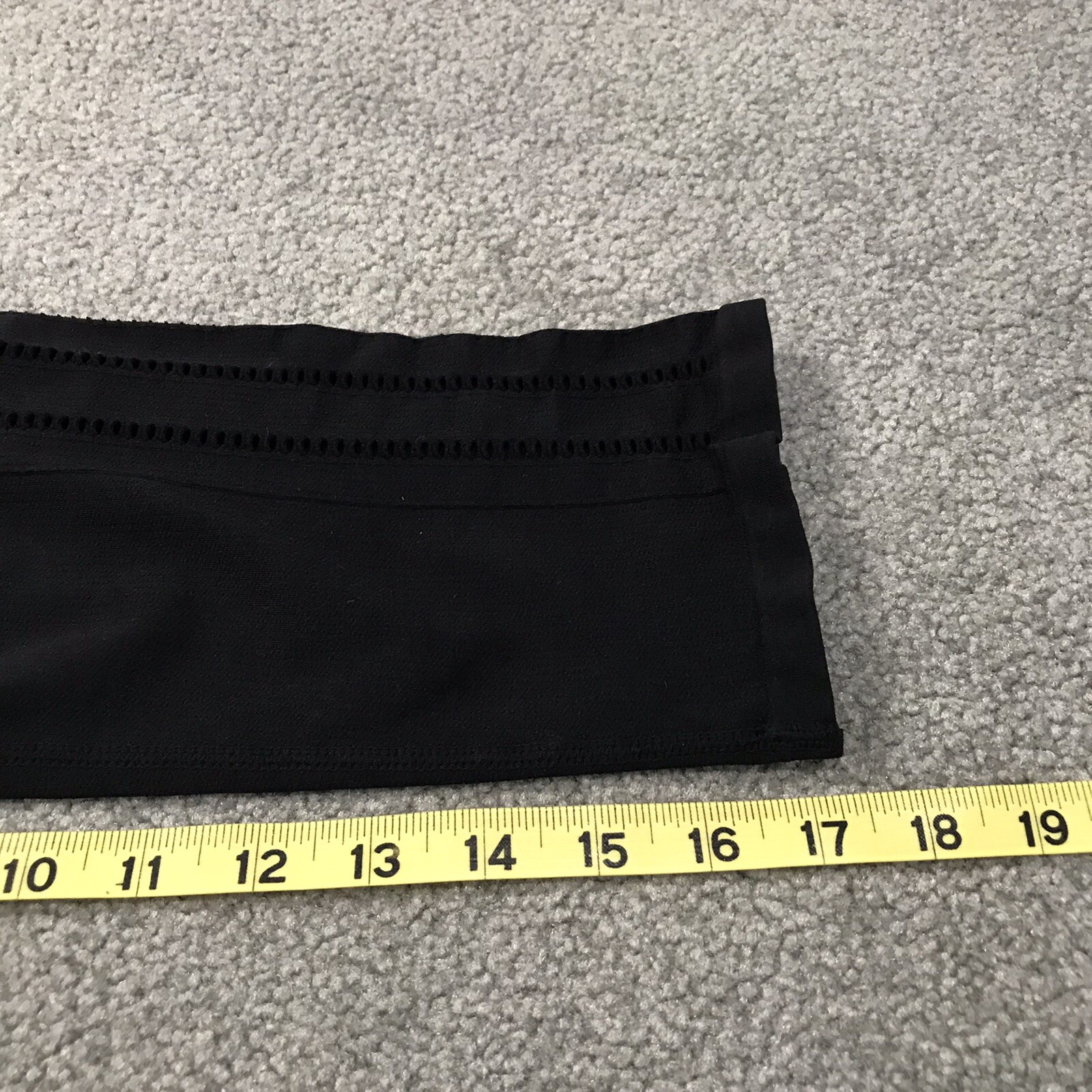 Fabletics Seamless Solid Capri Leggings Black Sz … - image 12