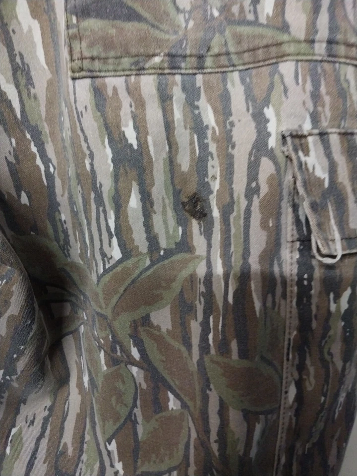 VINTAGE Liberty Cargo Hunting Pants Mens XL40/30 Realtree Hardwoods Camo Logo - Image 3 of 4