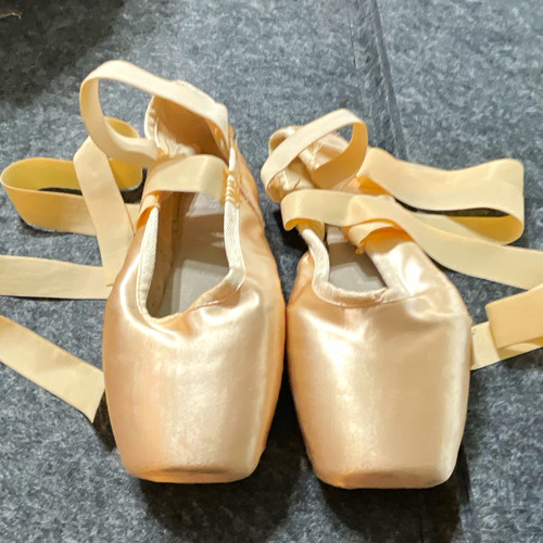 Satin Ballet Pointe Shoes Pink with Ribbons