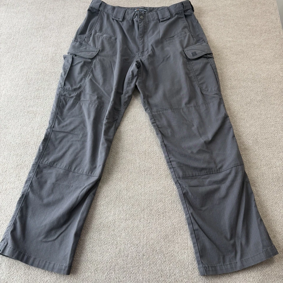 Pantalones utilitarios cargo grises 511 Tactical Series para hombre talla 34 x 30 Foto 2 de 4