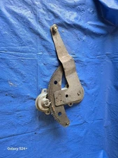 84-86 87 88 89 90 FORD TEMPO LEFT FRT WINDOW REGULATOR MANUAL 4 DOOR 33578