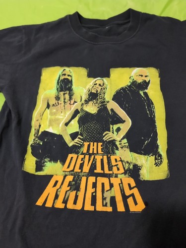 Vintage Tee 2005 Shirt The Devils Rejects Movie Promo Cut Tag 24x18 Double Sided - Picture 2 of 12