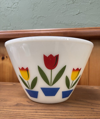 Vintage MCM Fire King Tulip Oven Ware Mixing Bowl Nesting Bowl 9.5 