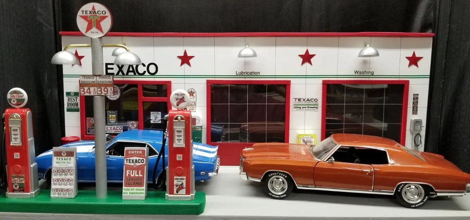 TEXACO POSTO DE GASOLINA DIANTEIRO COM 2 BOMBAS ILHA DIORAMA, 1:18, FEITO À MÃO, NOVO - Imagem 4 de 4