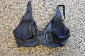 New Wacoal Basic Beauty Spacer Underwire T-Shirt Bra - Size 36D - Black - 853192