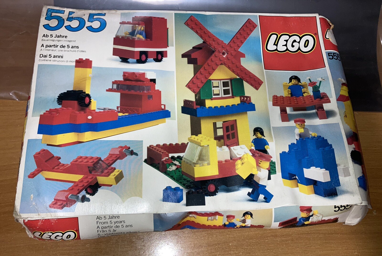 Foto 9 di 18