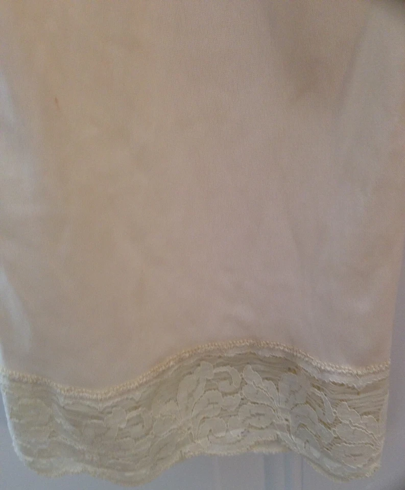 BEAUTIFUL CREAM PETTICOAT SLIP PANTS SIZE SMALL Komar Better Than Pantyhose! - Image 3 of 4