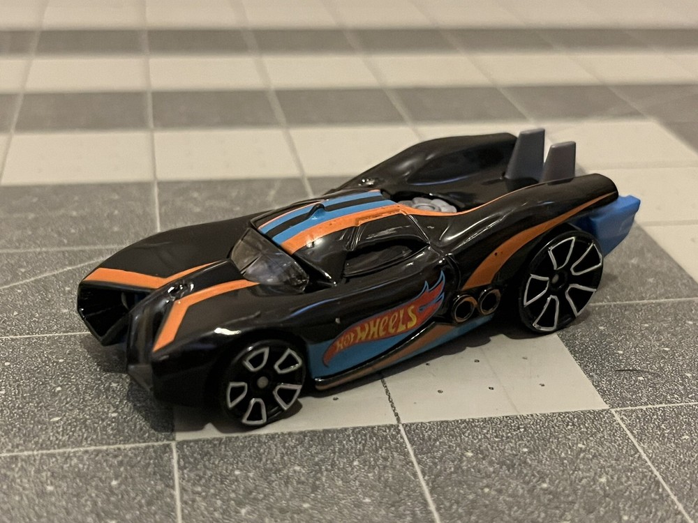 Hot Wheels Prototype H24 2007 Car H34, 1:64 Scale Loose Miniature Toy Car