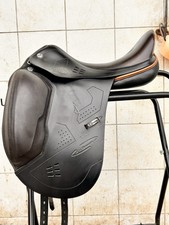Prestige x Breath Dressursattel 17 Zoll Schwa...