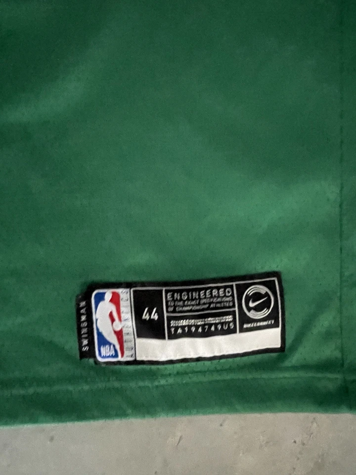 Camiseta Nike Swingman Gordon Hayward # 20 verde Boston Celtics tamanho 44 média Dri - Imagem 2 de 4