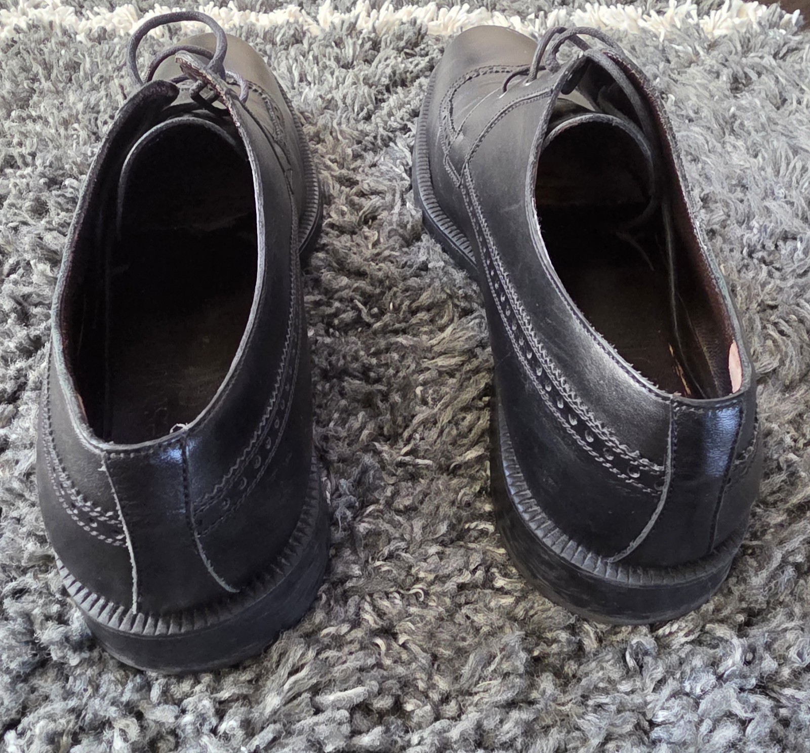 A. TESTONI Solid Black Leather Oxford Wingtip Dre… - image 2