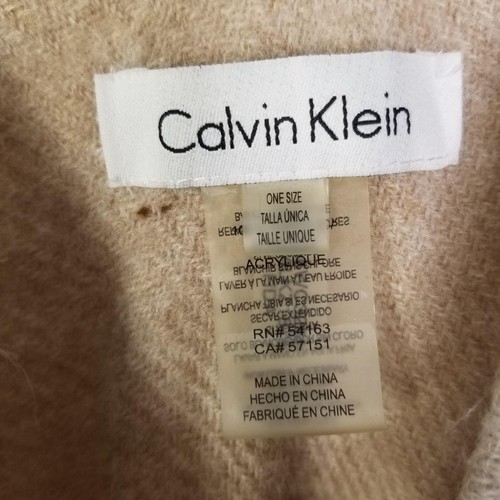 Calvin Klein Women One Size Beige Herringbone Soft One Button Fringe Poncho - Picture 8 of 9