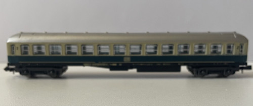 Lima 320861 Abteilwagen, 4-achsig, 2. Klasse, Gattung Bm 12, ozeanblau/beige, 12 | Zustand: Als Ersatzteil / defekt