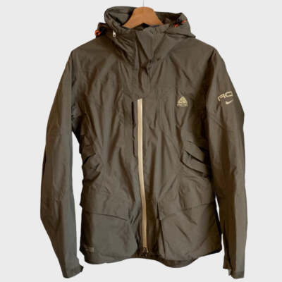 nike acg jacket women's