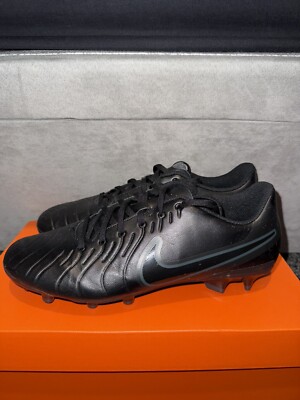 Größe 7,5 - Nike Tiempo Legend 10 Academy Black/Deep Jungle/Schwarz
