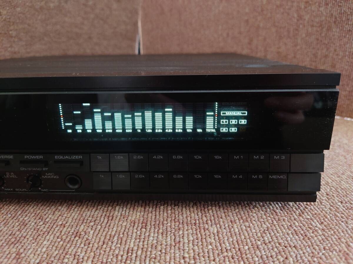 KENWOOD GE-77E 14-Band Graphic Equalizer 2ch Spectrum KENWOOD GE-77E 14-Band Graphic Equalizer 2ch Spectrum