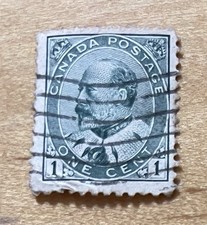 Canada Postage Stamp One Cent King George V 1910-1936 Green