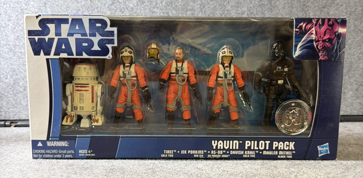 R Us Exclusive 2012 Hasbro Sealed R5-d8 - New