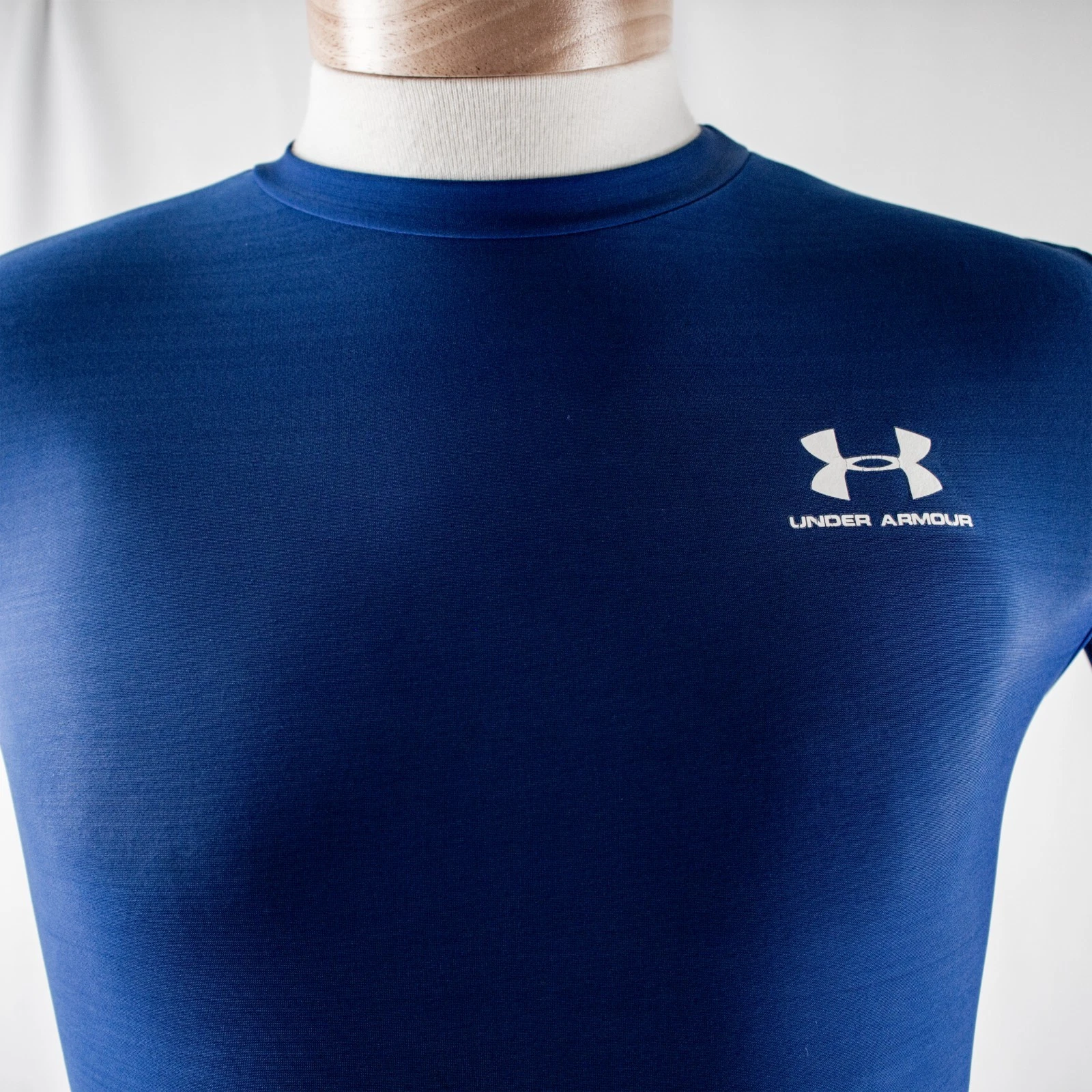 UNDER ARMOUR Athleisure New Royal Blue Solid Men Activewear Top Size M
