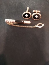 Vintage gold toned onyx and diamond tie bar and cufflink set 9 